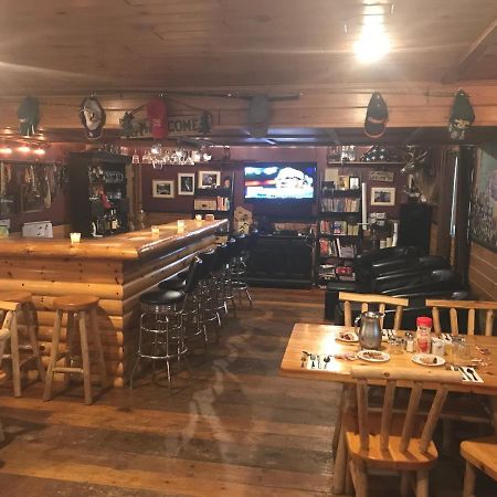 Muskie Bay Resort Nestor Falls 외부 사진